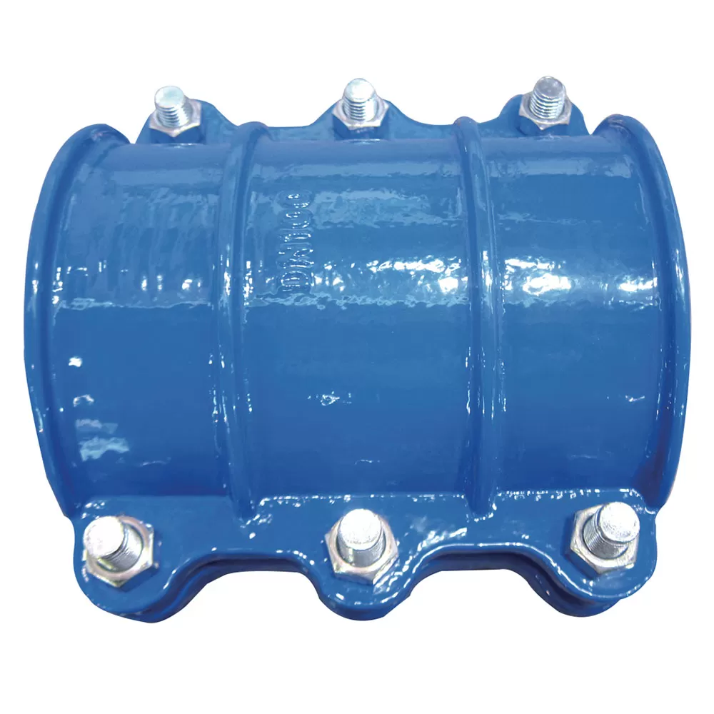 Universal-Doppelklemme (UU) okval Universal-Doppelschelle (UU) Reparaturschelle für Rohre aus duktilem Gusseisen Rohrreparaturschelle für die schnelle, sichere und dauerhafte Reparatur im Trinkwasserbereich. OKVAL Kupplungen Universal-Doppelschelle, Rohrreparaturschellen erhältlich von Größe DN80 bis DN300. OKVAL Notfall-Rohrleck-Reparaturschelle Zweiteilige Gehäuse, miteinander verbunden durch Anziehen von 6 Muttern und Schrauben. OKVAL Breitsortiment-Reparaturschelle aus duktilem Gusseisen, lange Reparaturhülse Ermöglicht die Reparatur aller Arten von Rohrleitungen Beschreibung Für Stahl-, Gusseisen-, PVC/PE- und Faserzementrohre. Große Toleranz: reduzierte Anzahl von Modellen für einen Nenndurchmesser Einfache Installation: Winkelabweichung ± 4 °